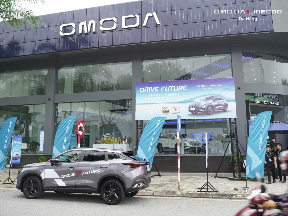 Omoda C5 gia lai