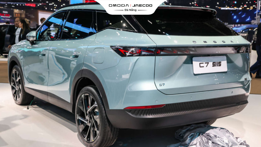 Omoda C7