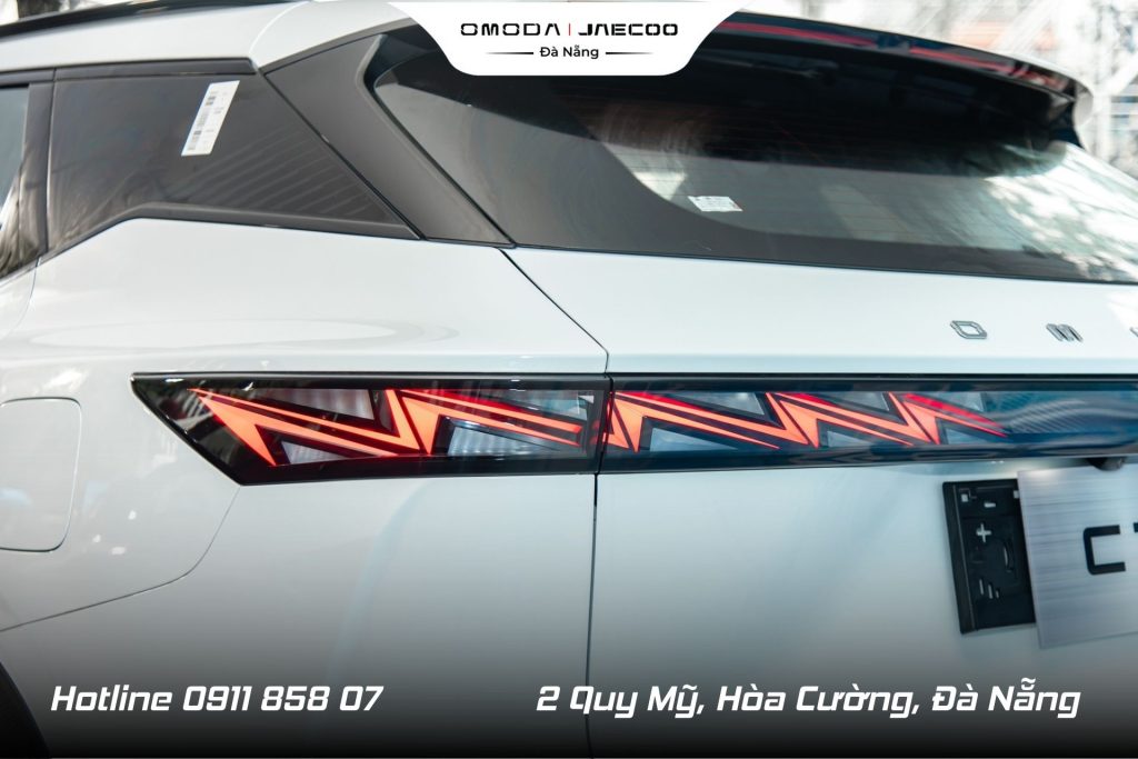 Omoda C7