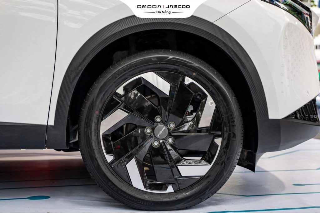 Omoda C7 2025