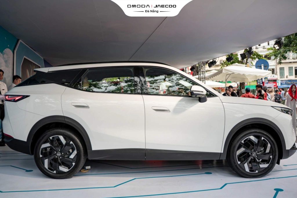 Omoda C7 2025