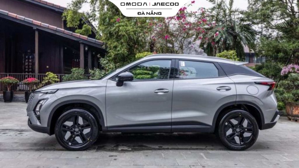 Omoda C5 hev