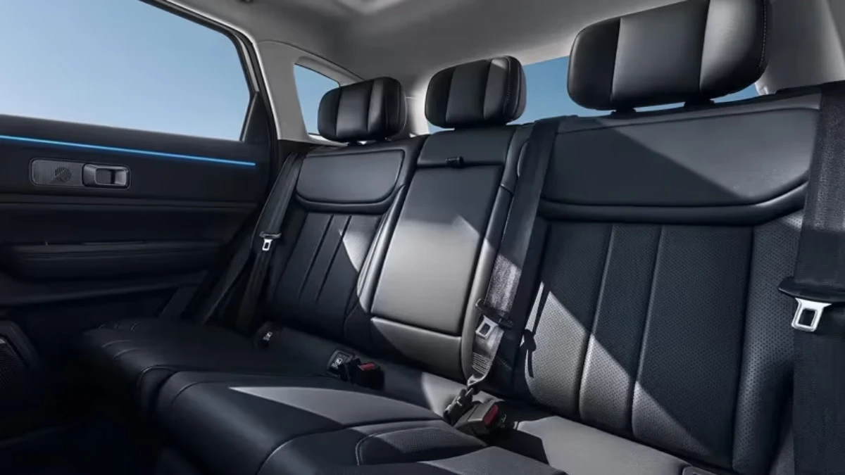 jaecoo-j7-shs-rear-seats